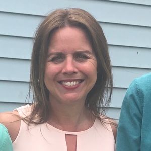 Meet your Posher, Elizabeth